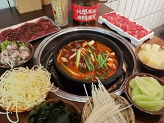 -黔有有贵州酸汤夺夺粉火锅(五味十字店)