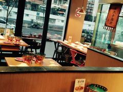 靠窗位-三太子地摊烧烤·小龙虾(北蔡店)
