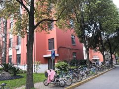 -复旦大学光华楼