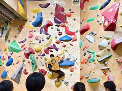 -问山MountQuest攀岩馆