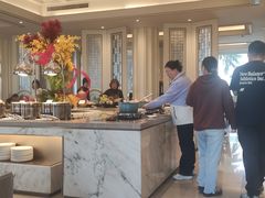 -南郊宾馆·风味自助餐厅·山东十六地市特色菜