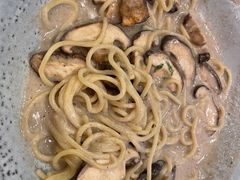 -玛格萝妮比萨屋(四平店)