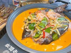 -令狐冲·炭烤活鱼(宝龙店)