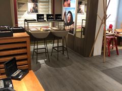 -目艮眼镜SHOWROOM(品牌集合店)