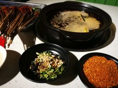 -钢管厂五区小郡肝串串香(奥克斯广场锦城万达店)