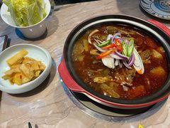 -腩得欢喜·牛腩煲火锅(万庭大厦店)