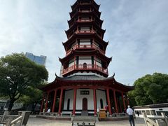 -绳金塔
