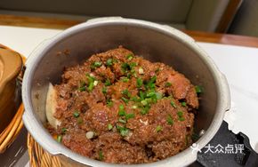 Steamed Pork Ribs with Sticky Rice in Pressure Cooker
