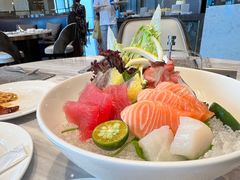 -云端西餐厅(南宁龙光那莲豪华精选酒店)