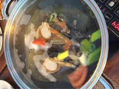iphone_upload_pic-渔家火锅·海鲜自助餐·演艺(亚龙湾天域酒店)