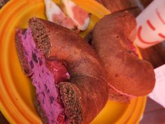 加州胭脂&nbsp;California&nbsp;Pink-Catch Bagel(芳草地店)