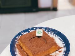 网红漏奶华-牛楠楠·香港牛腩茶餐厅(永旺店)