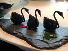 黑天鹅榴莲酥-解香楼(八盘岭路店)