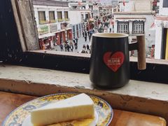 酸奶蛋糕-玛吉阿米·餐吧