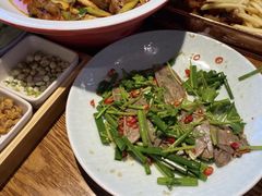 香菜拌牛肉-百年神厨·地道川菜(清江西路店)