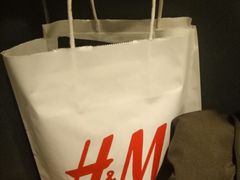 -H&M(鹏欣水游城店)
