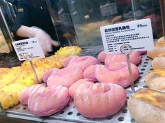 岩烧榴莲乳酪包-LELECHA乐乐茶(美罗城店)
