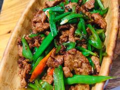 -老滇山寨•云南特色菜•地方菜•民族风情歌舞表演(金碧店)