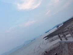 -鹰龙海畔度假酒店(咸祥店)