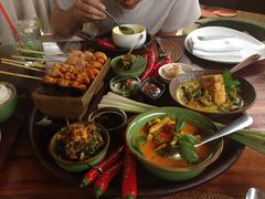 -DiAtas by Art Cafe Bumbu Bali