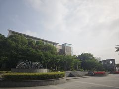 -上海师范大学附属中学(三林校区)