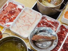 -杨老板·海鲜集市火锅·鲜切牛肉(中防万宝店)