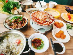 -龙聚德北京烤鸭(沙坪坝华宇A馆店)