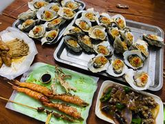 -蚝哥花姐湛江烤生蚝(美丽湾市场店)