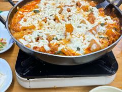 -亲昵春川鸡排(韩国美食街店)