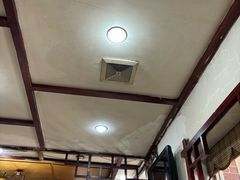 -湖南人家湘菜馆(镇江路店)
