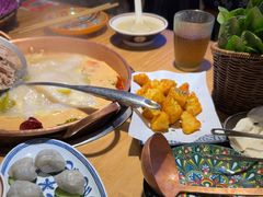 -洱火云南酸菜牛肉火锅(石景山当代商城店)