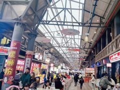 -鸿通城购物中心