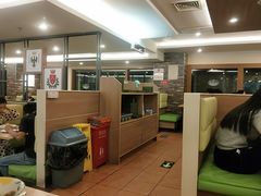 -萨莉亚(百信广场店)