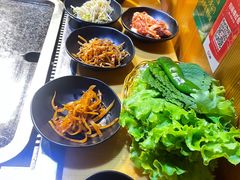 -小黑猪石板烤肉(皇冠花园店)
