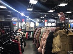 -上品折扣(回龙观店)