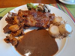 牛排-岷山饭店-芝芝自助餐厅