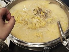 大骨头炖酸菜-东北农家小院(定西路店)