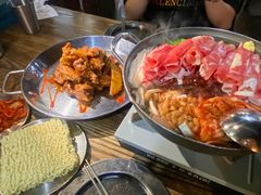 -MI WU FACTORY米屋美食工厂餐厅(绿地店)