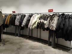 -URBAN REVIVO(上海中庚漫游城店)