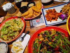 -破三川·新川菜(静安大融城店)