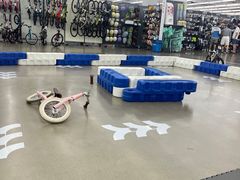 -迪卡侬(观山店)