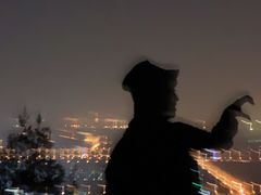 -鬼笑石后山停车场