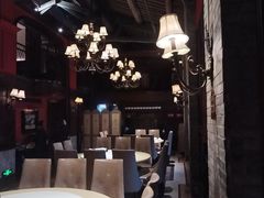 -铜锣湾·有麝自然香(重庆新天地店)