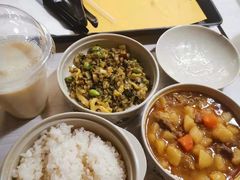 咖喱牛肉套餐-老娘舅(杭州地铁凤起路站店)