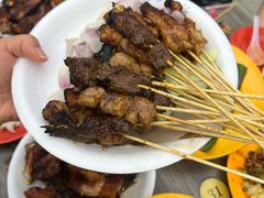 -东海岸人工湖美食村