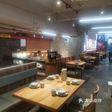南京街头烟火气丨人生大事恰饭要紧！