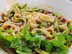 -YI PIN JU 一品居中餐厅 中国超市
