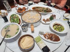 -梅利汴京烤鸭•开封豫菜地标店(东大街店)