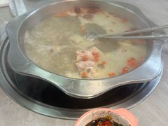 -光头药膳鸡(莱茵小镇店)