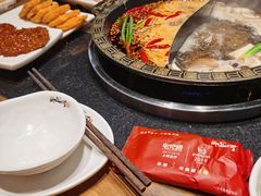-纸盐河码头火锅(十八梯店)